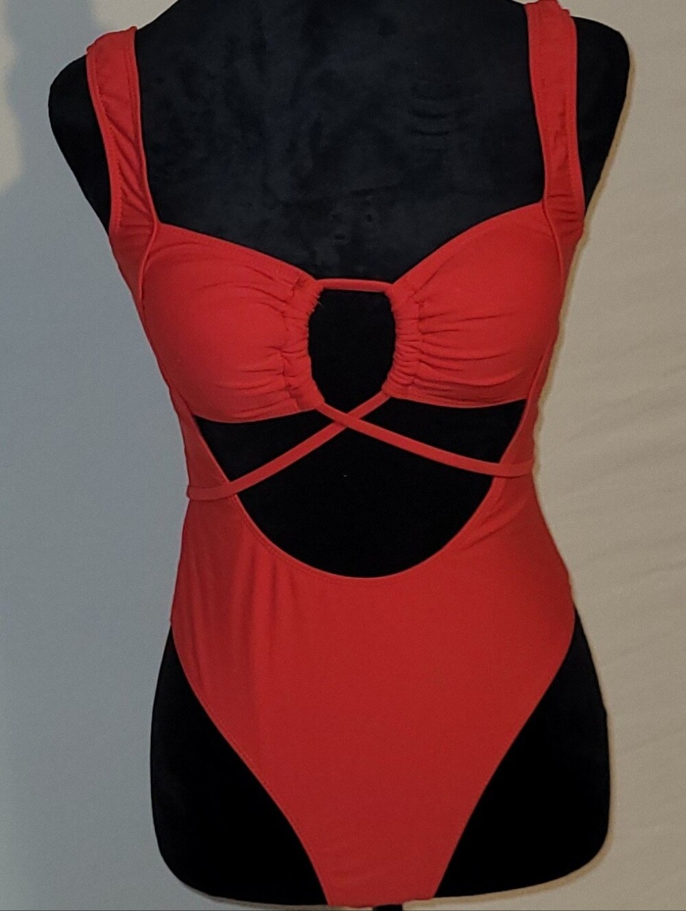 Red Cutout One-Piece Adjustable Tie Swimsuit, S
